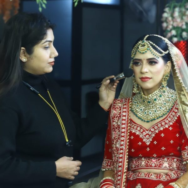 Professional Makeup Artist - Deepali Makeovers Bridal Makeup Studio